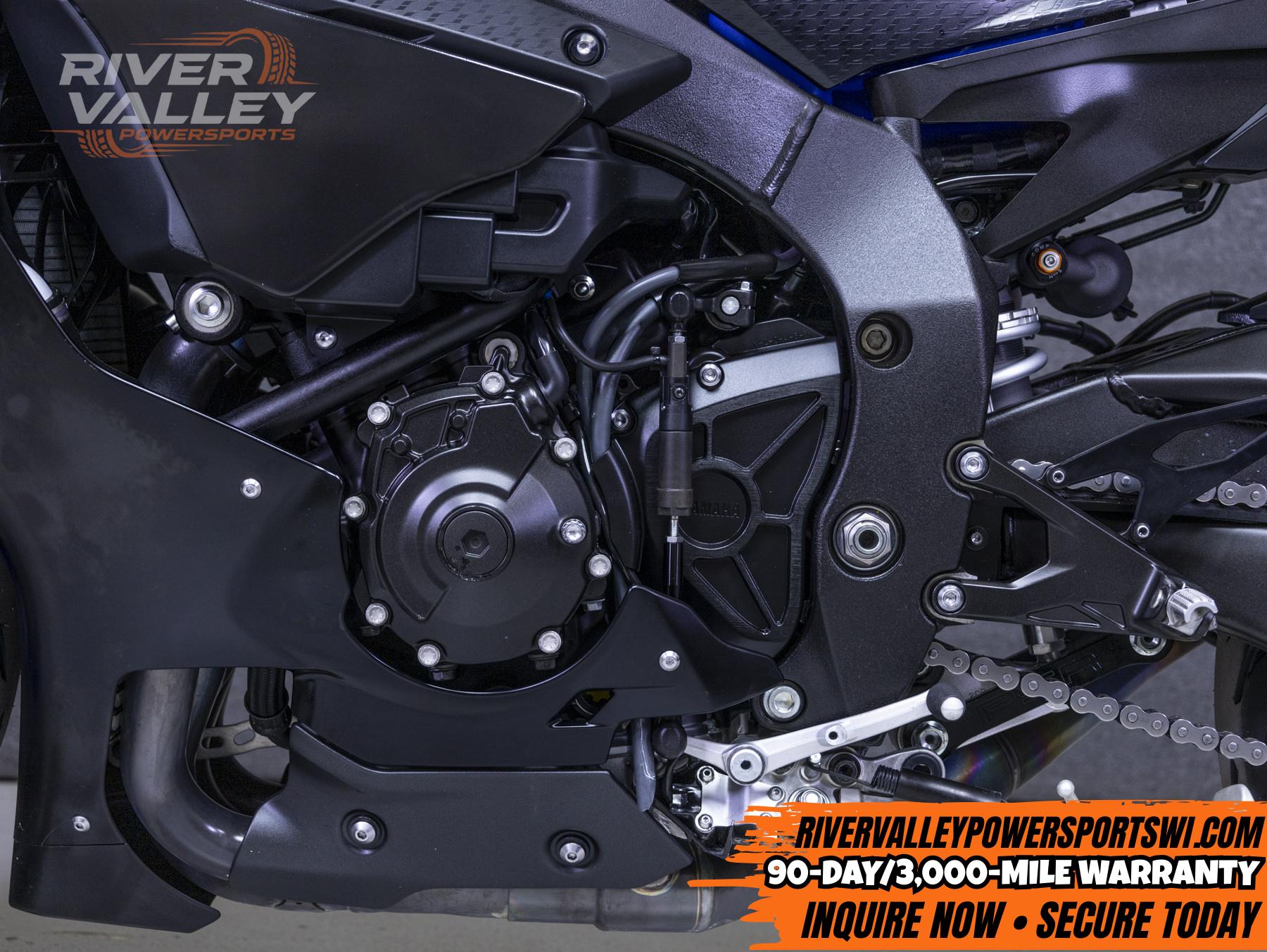 2019 YAMAHA YZFR1 1000 W/ABS