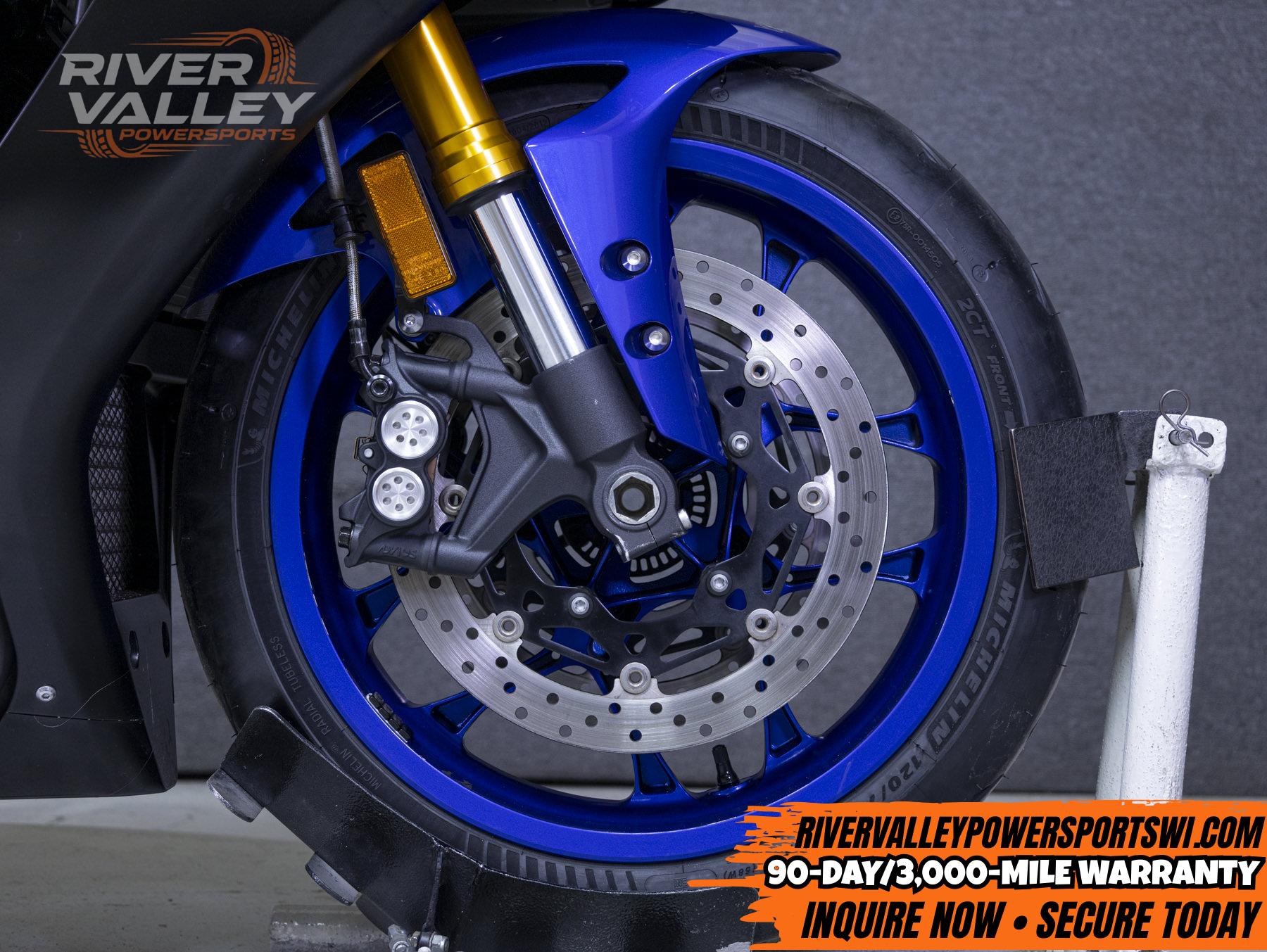 2019 YAMAHA YZFR1 1000 W/ABS