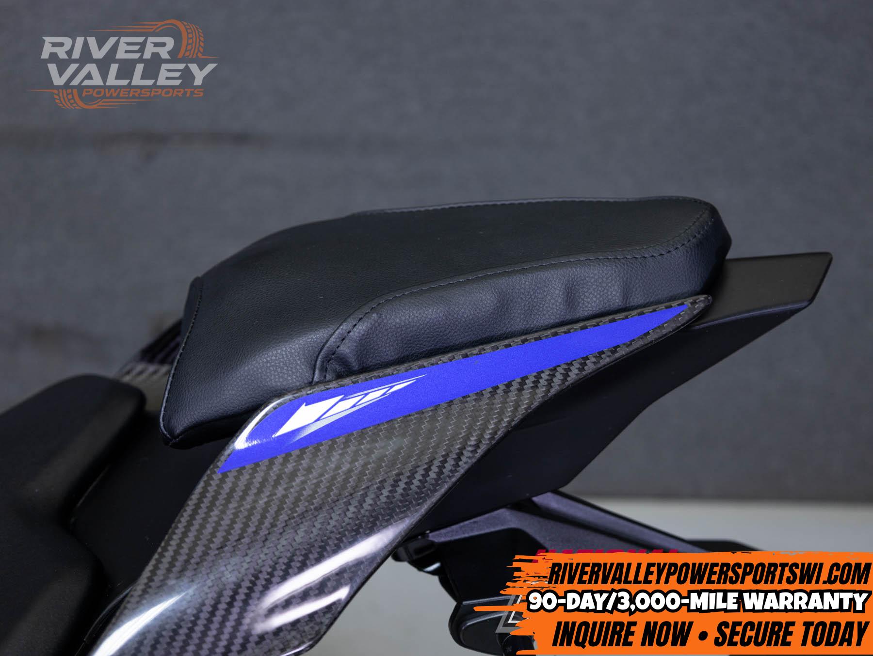 2021 YAMAHA YZFR1M 1000 W/ABS